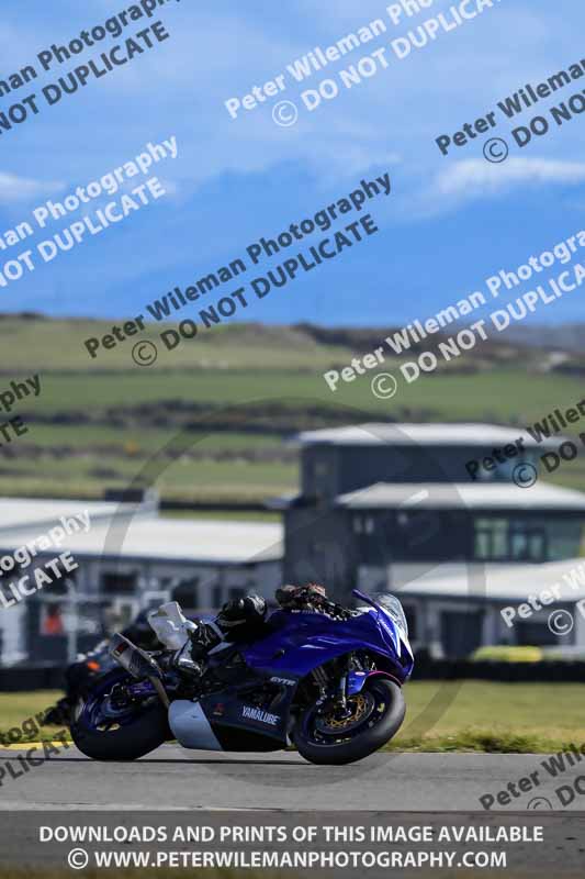 anglesey no limits trackday;anglesey photographs;anglesey trackday photographs;enduro digital images;event digital images;eventdigitalimages;no limits trackdays;peter wileman photography;racing digital images;trac mon;trackday digital images;trackday photos;ty croes